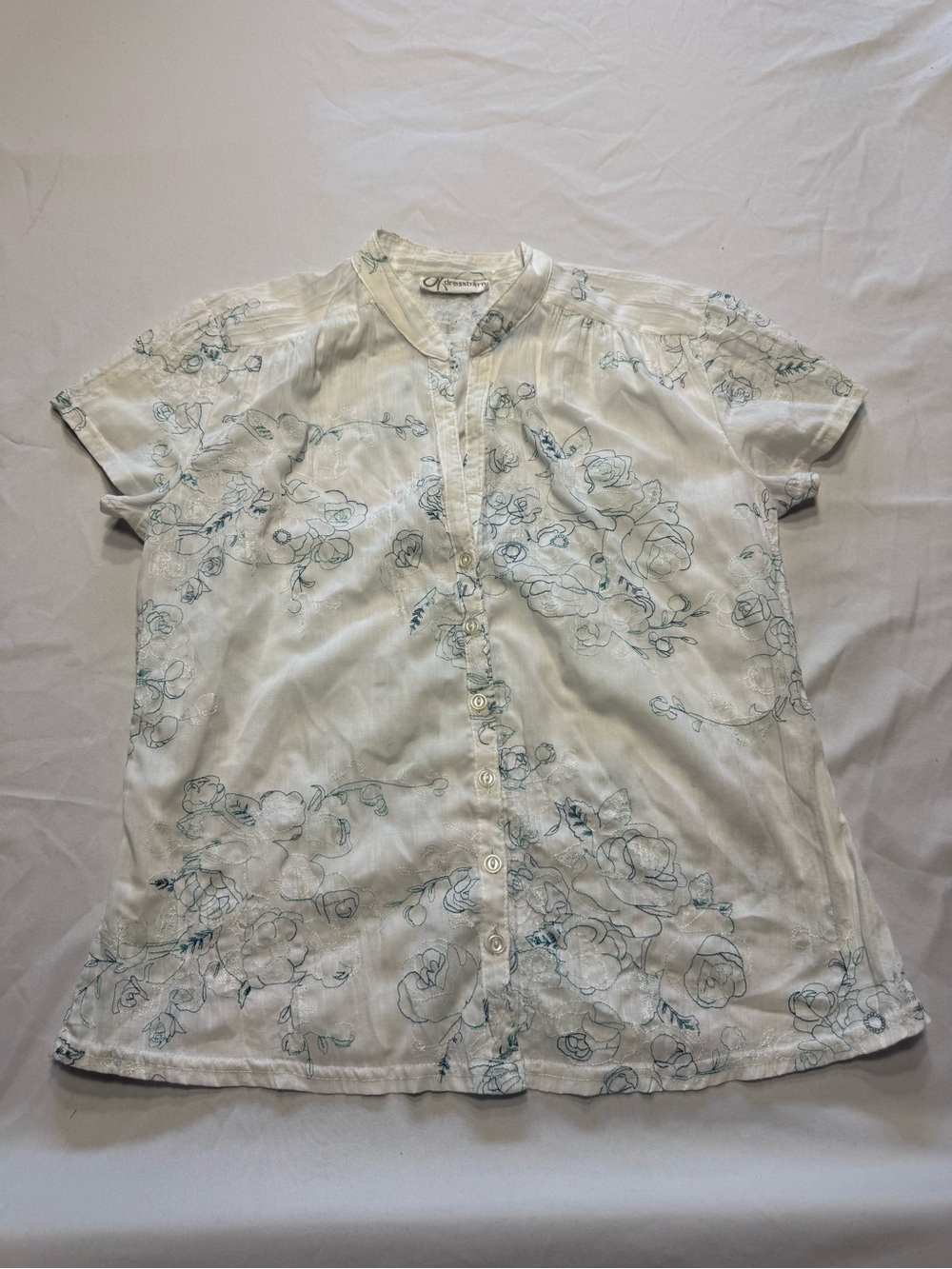 Dress Barn Cream Short-Sleeve Button-Down Shirt with Teal Floral Sketch